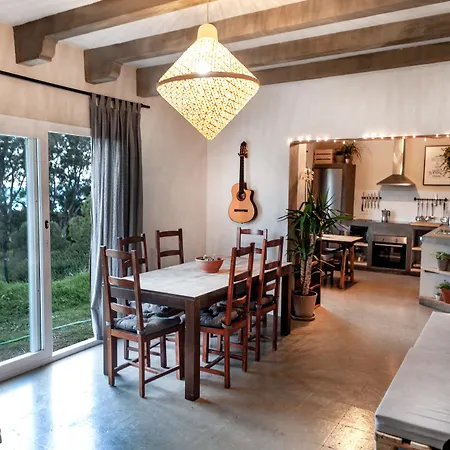 Wild House 호스텔 타리파